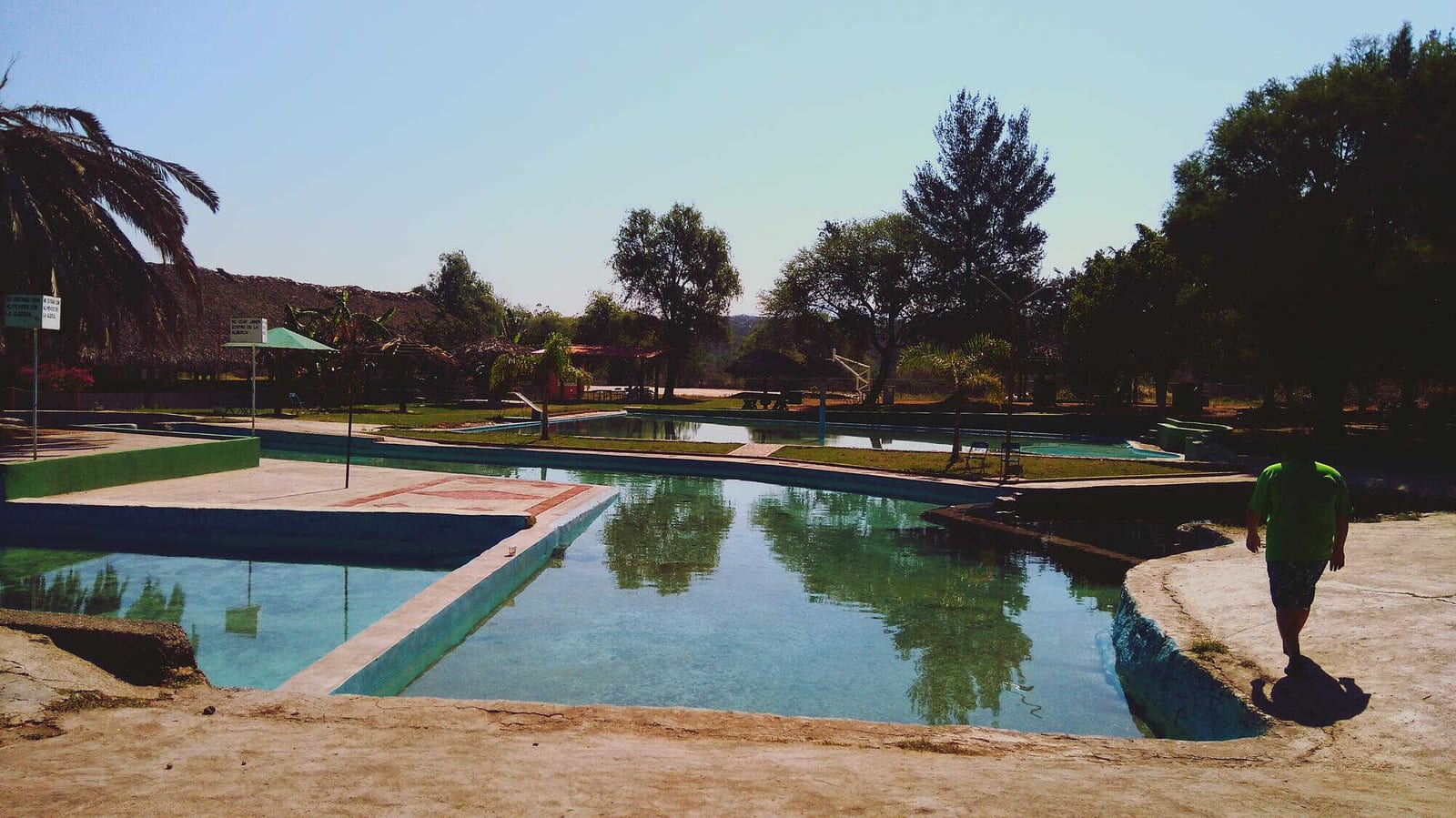 Customer Retention in Florida: The Psychology Behind Customer Trust — pool service business insights