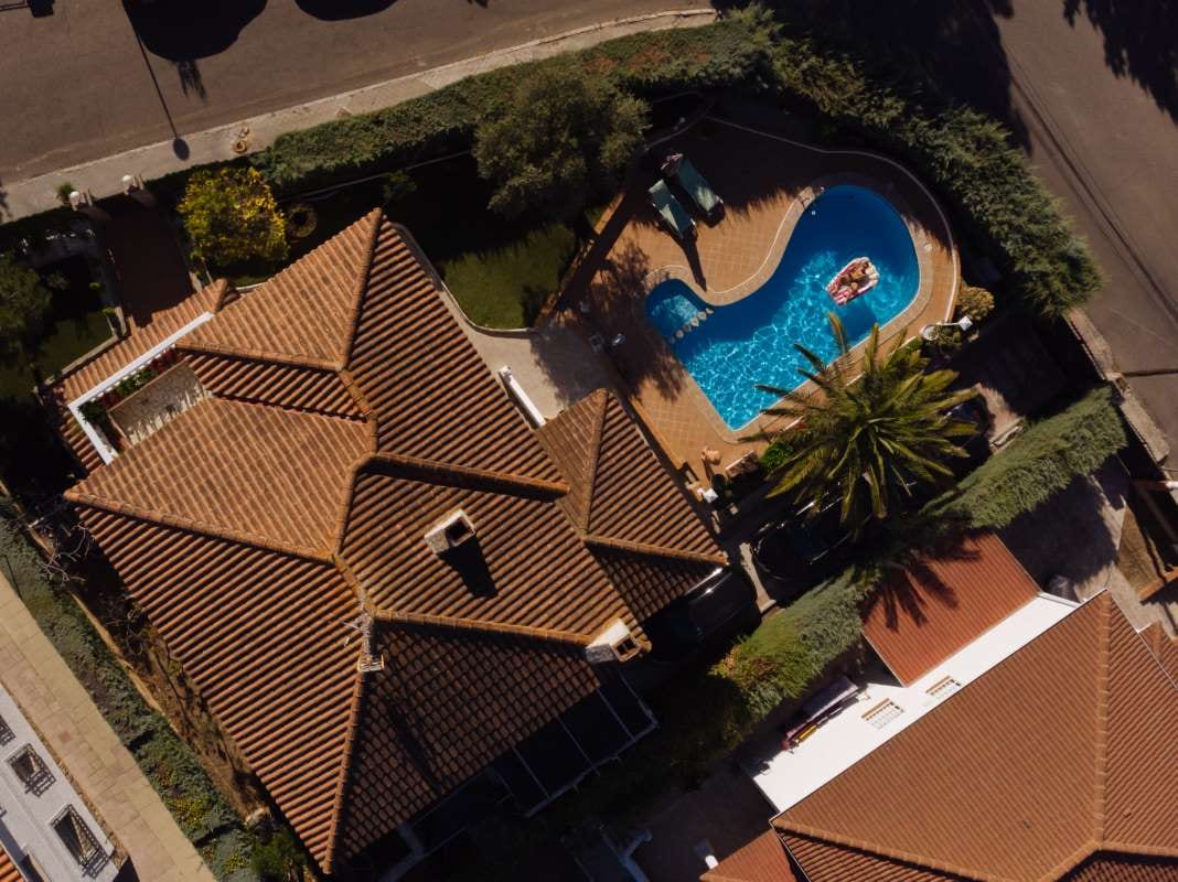 How Demographics Shape Pool Maintenance Needs Across Regions — pool service business insights