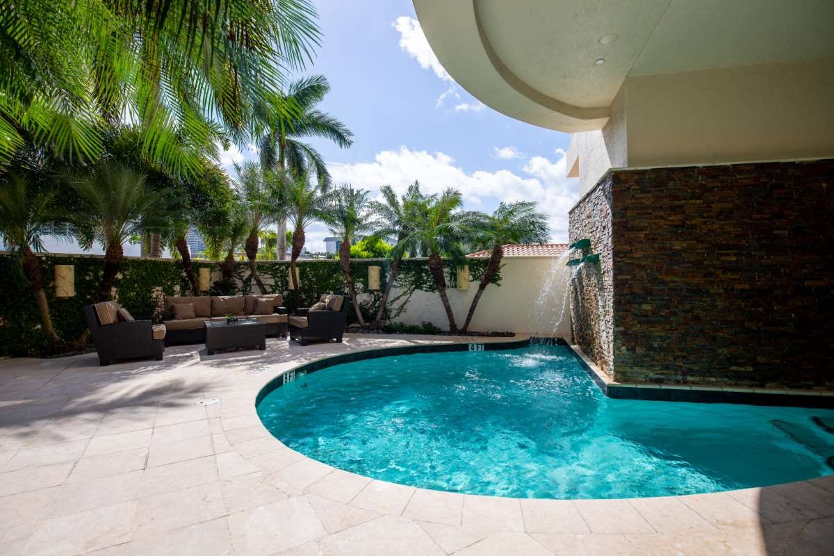 How to Build a Pool Route: Sarasota, Estero, Hialeah, Southwest Ranches, and Miramar, Florida — pool service business insights