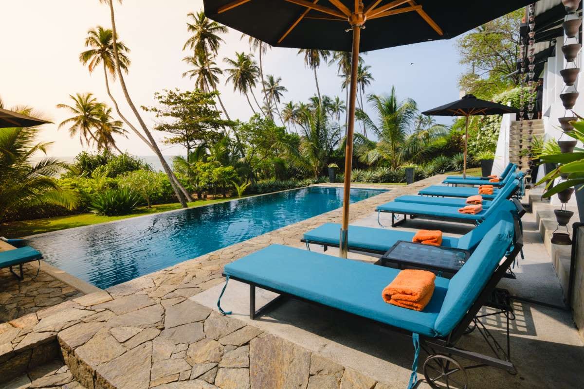 How to Buy Pool Routes in Florida: A Step-by-Step Guide — pool service business insights