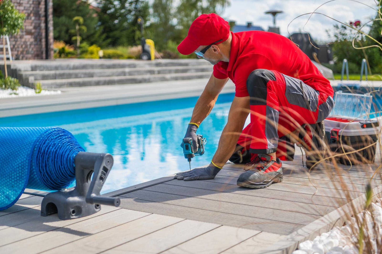 How to Determine the Right Filter Size for Any Pool — pool service business insights