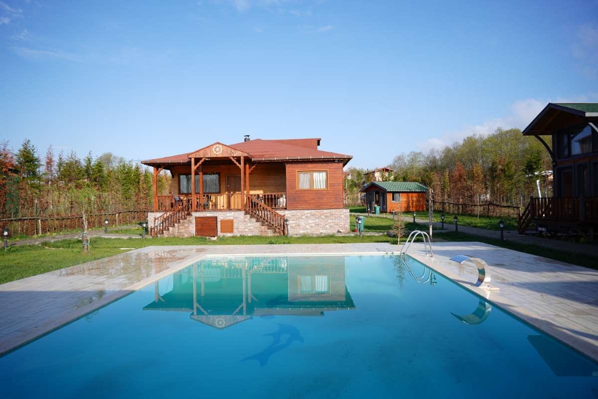Launching a Solo Operation in Santa Rosa, California — pool service business insights