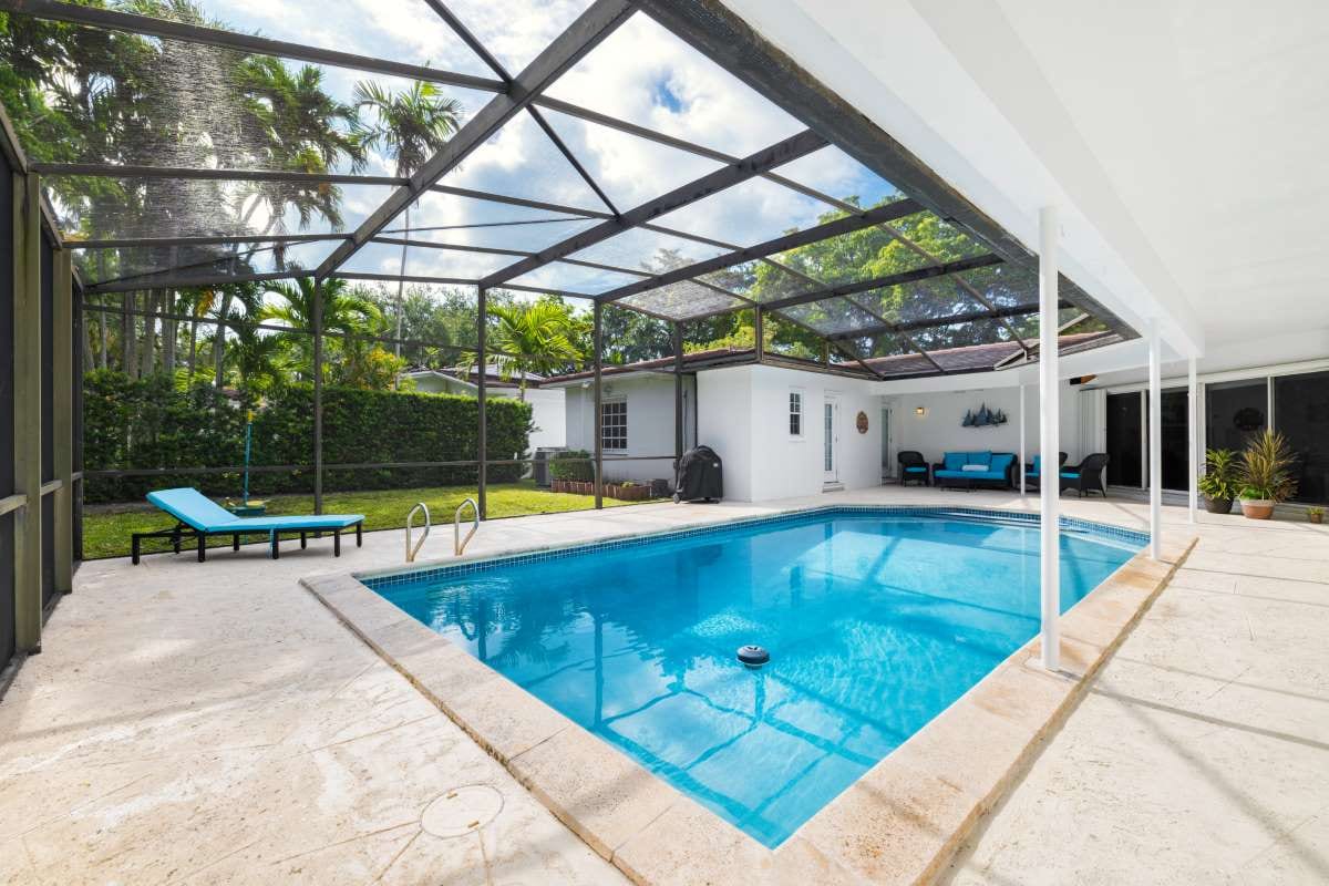 Referral Rewards That Don't Backfire in Deltona, Florida — pool service business insights