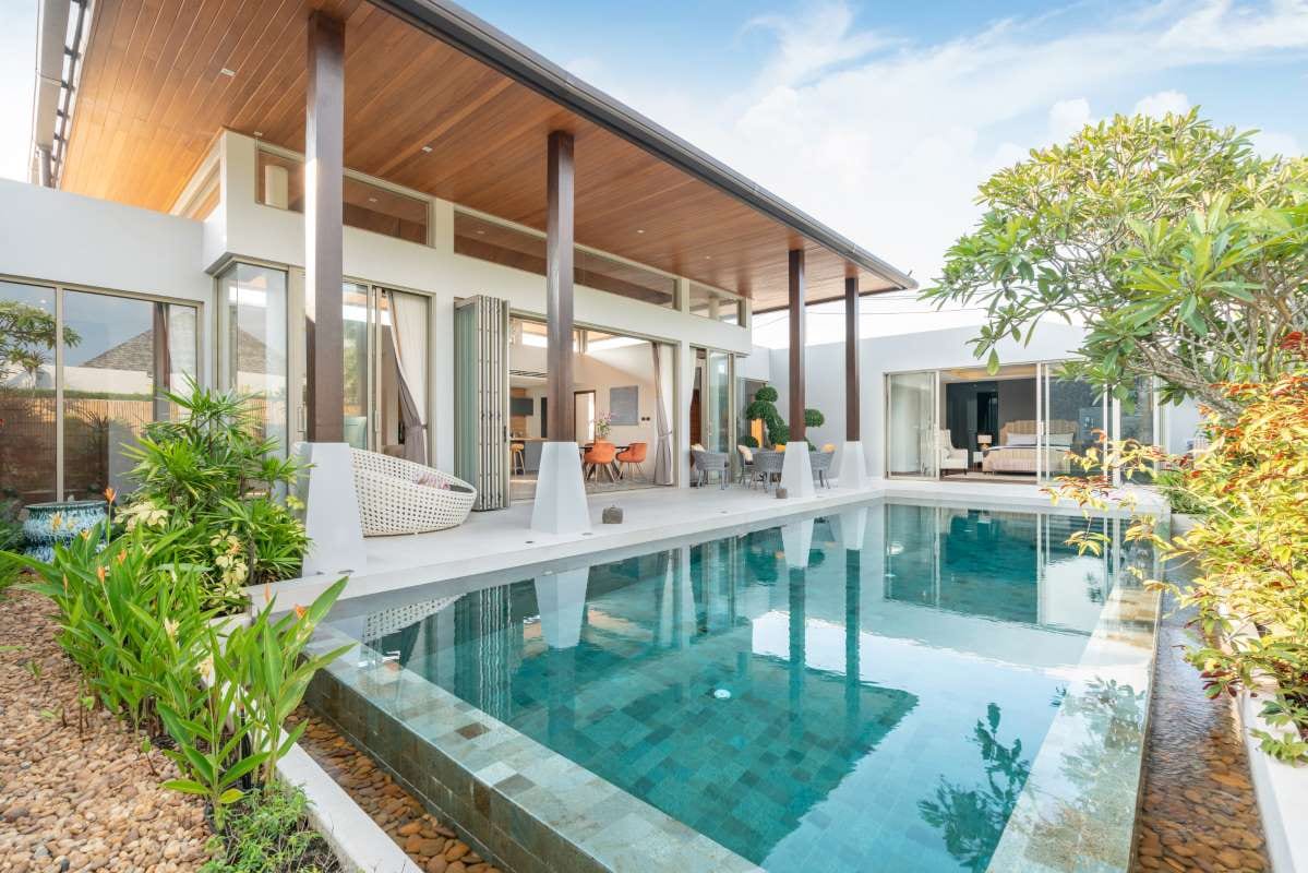 Route Delegation Tips for Growing Teams in Boynton Beach, Florida — pool service business insights