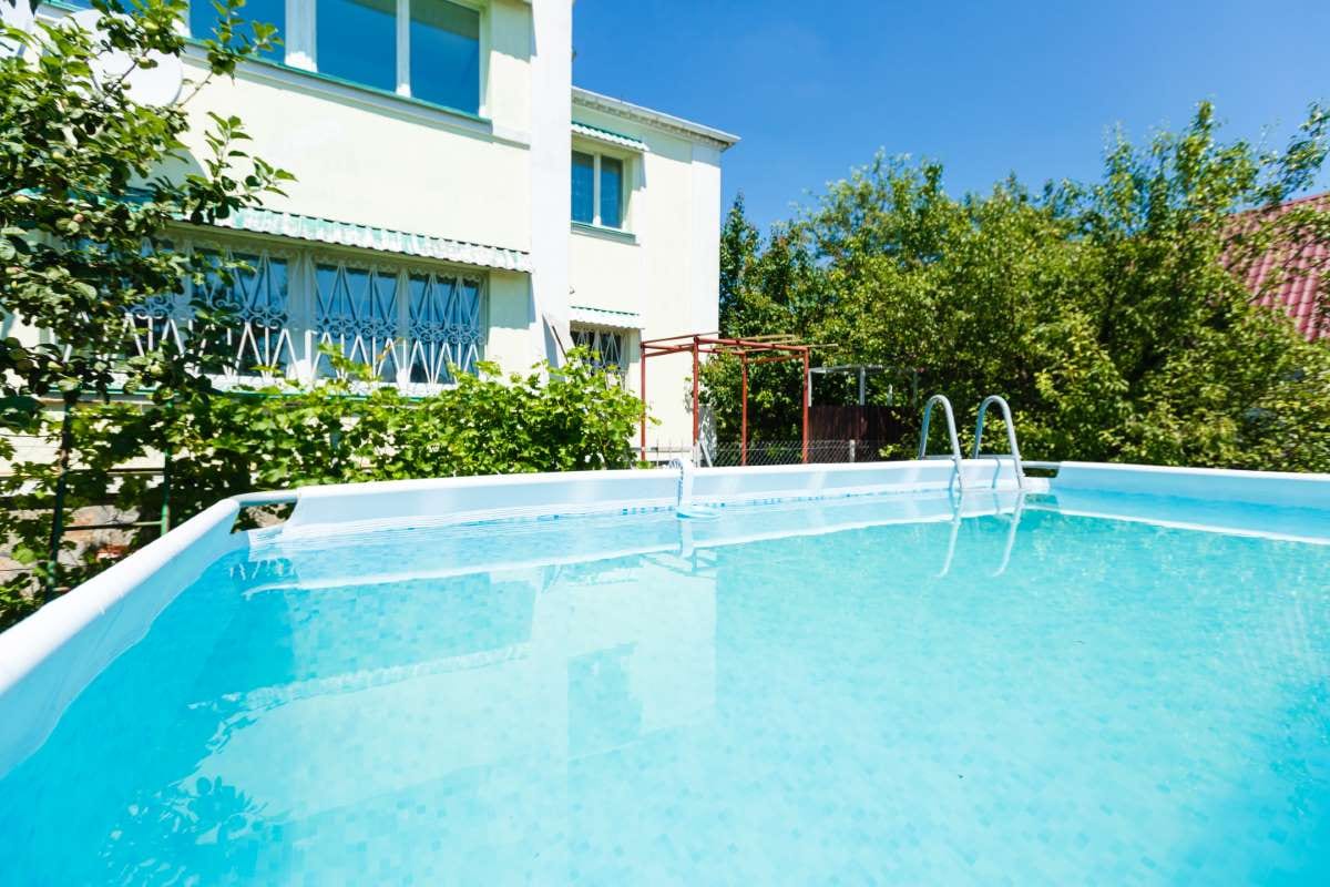 Seasonal Pool Care Challenges in Hillsborough County — pool service business insights