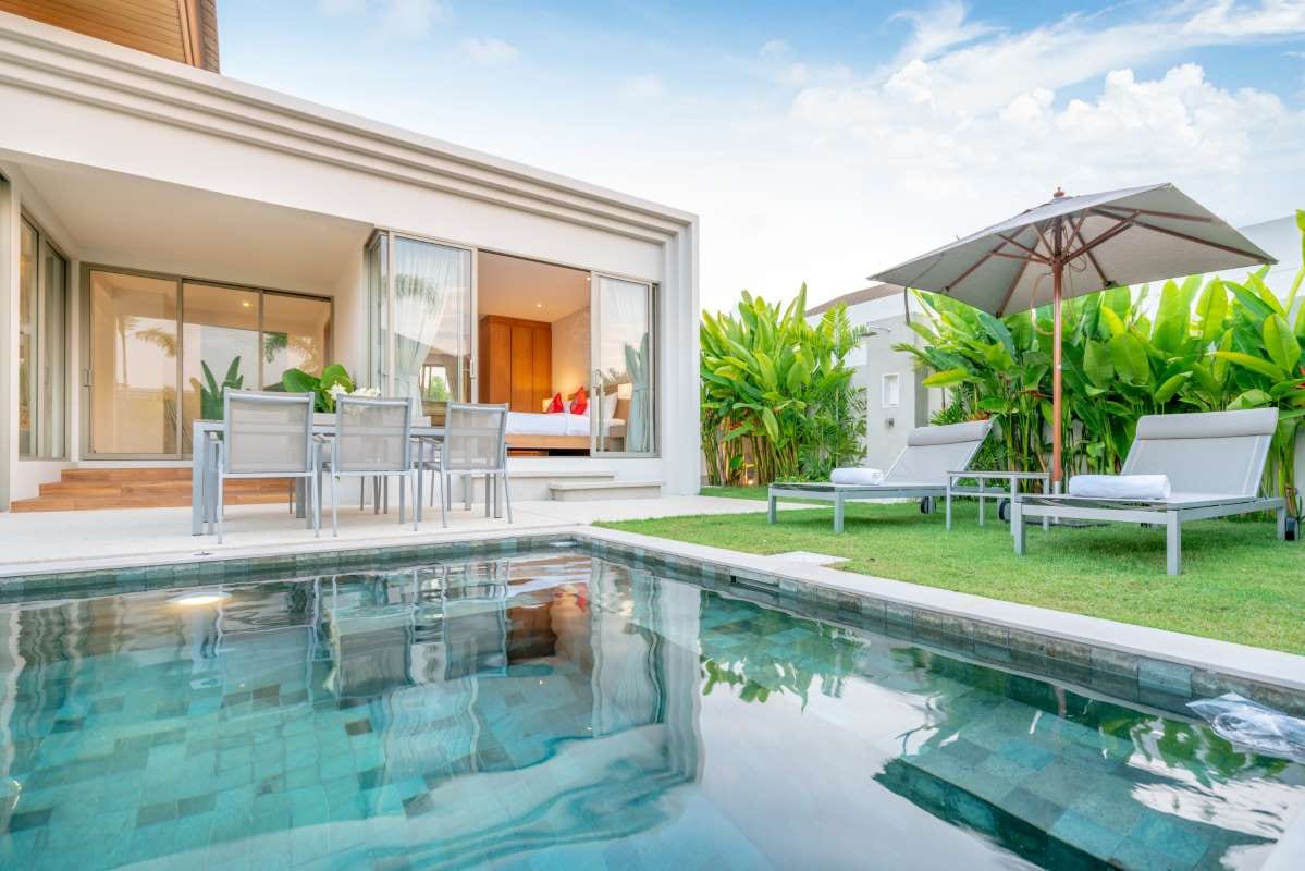 Service Business Leadership: Mistakes New Business Owners Should Avoid — pool service business insights