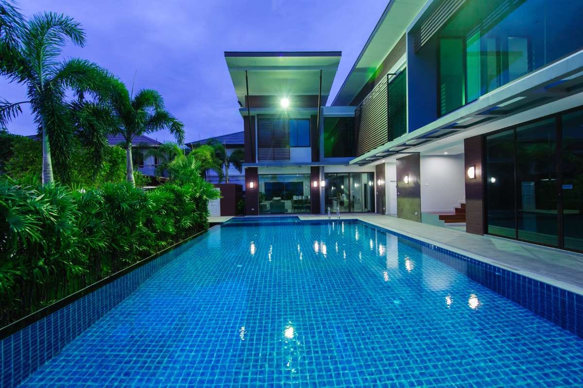 Swimming Pool Routes Near Me: Dallas, Katy, Conroe, Temple, and McAllen, TX — pool service business insights