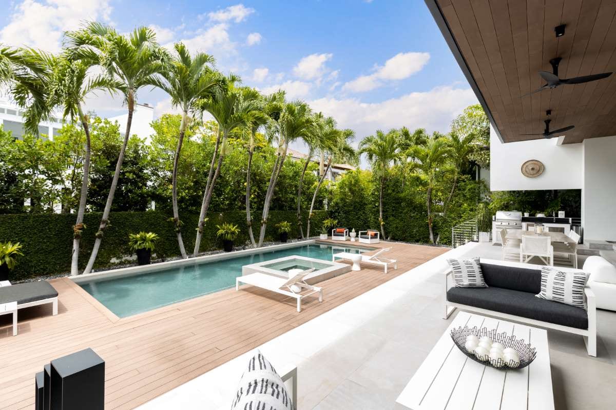 Swimming Pool Routes Near Me: Osprey, Sarasota County, FL; Sarasota, Sarasota County, FL; New Smyrna Beach, FL; Miami Gardens, FL; Sunrise, FL — pool service business insights