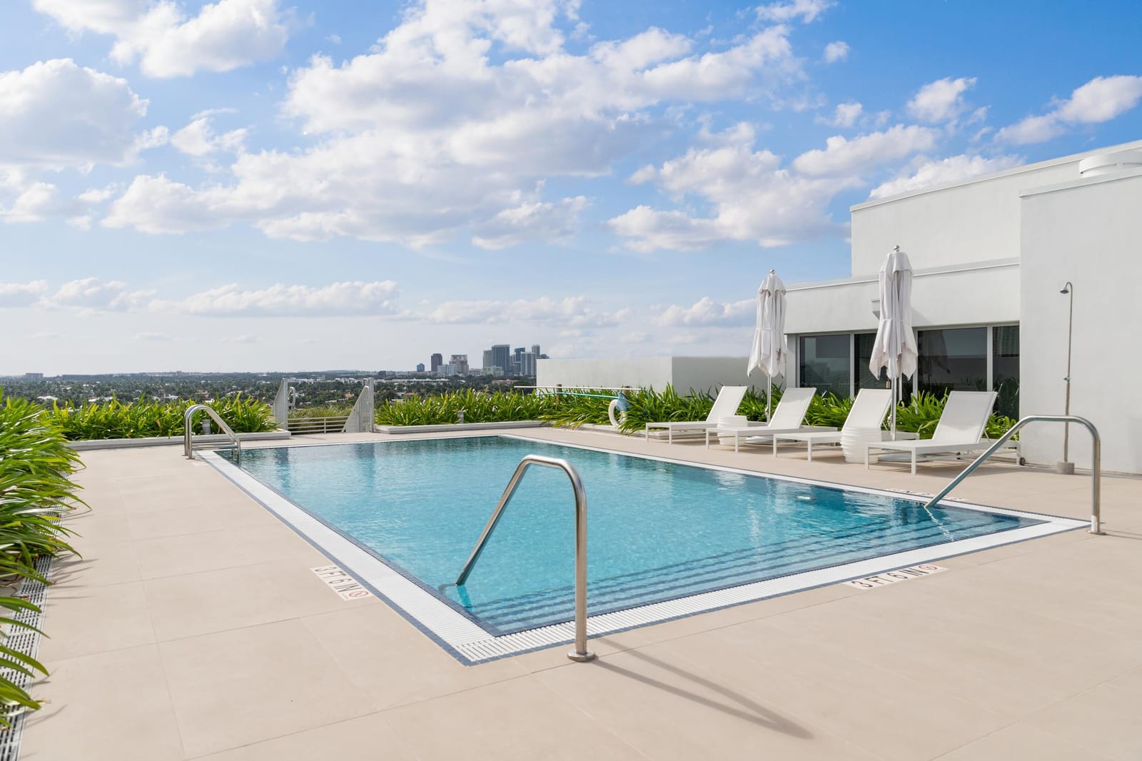 Transitioning from Employee to Entrepreneur Through Pool Routes — pool service business insights