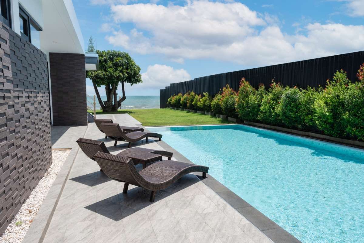 Where Profitable Routes Are in Ellis County, Texas — pool service business insights