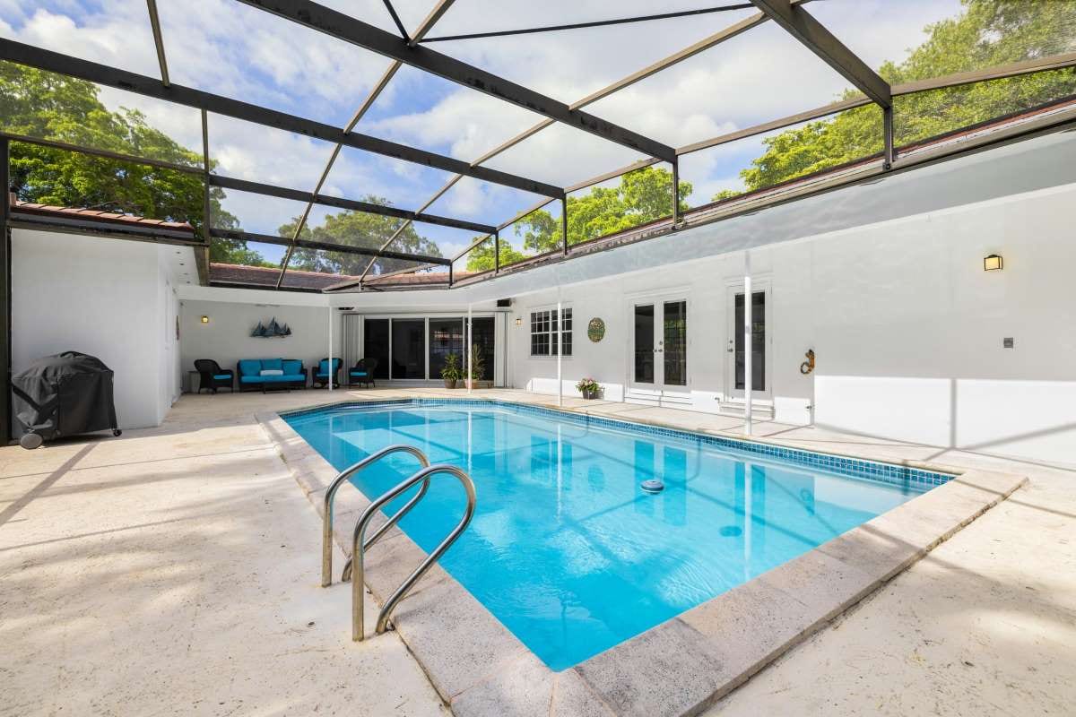 Why Most Pool Service Discounts Hurt Profitability — pool service business insights