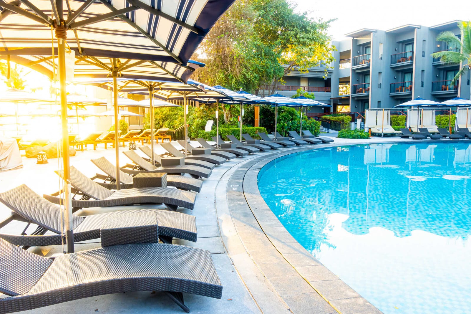 Why Pool Routes Are a Thriving Business in the Sunbelt States — pool service business insights